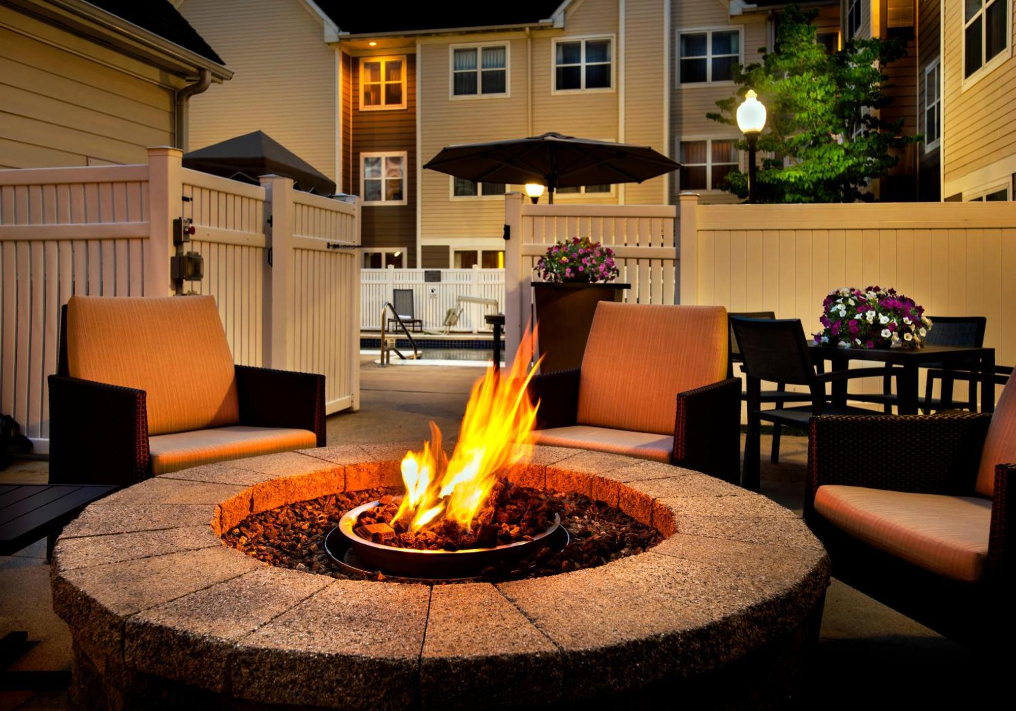 Residence Inn Hartford Manchester Zewnętrze zdjęcie