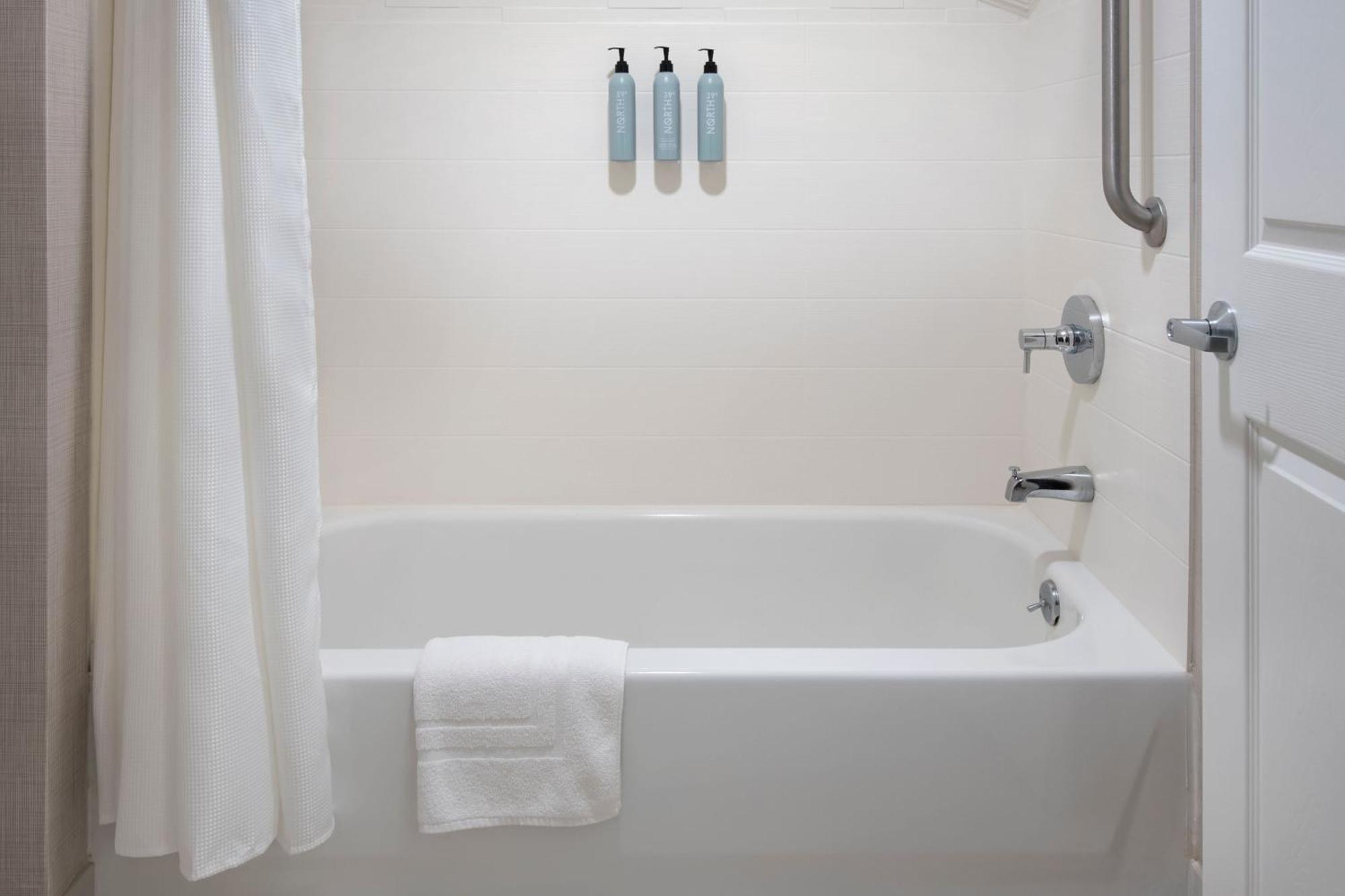 Residence Inn Hartford Manchester Zewnętrze zdjęcie